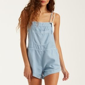 Billabong wild persuit overall shorts Med.